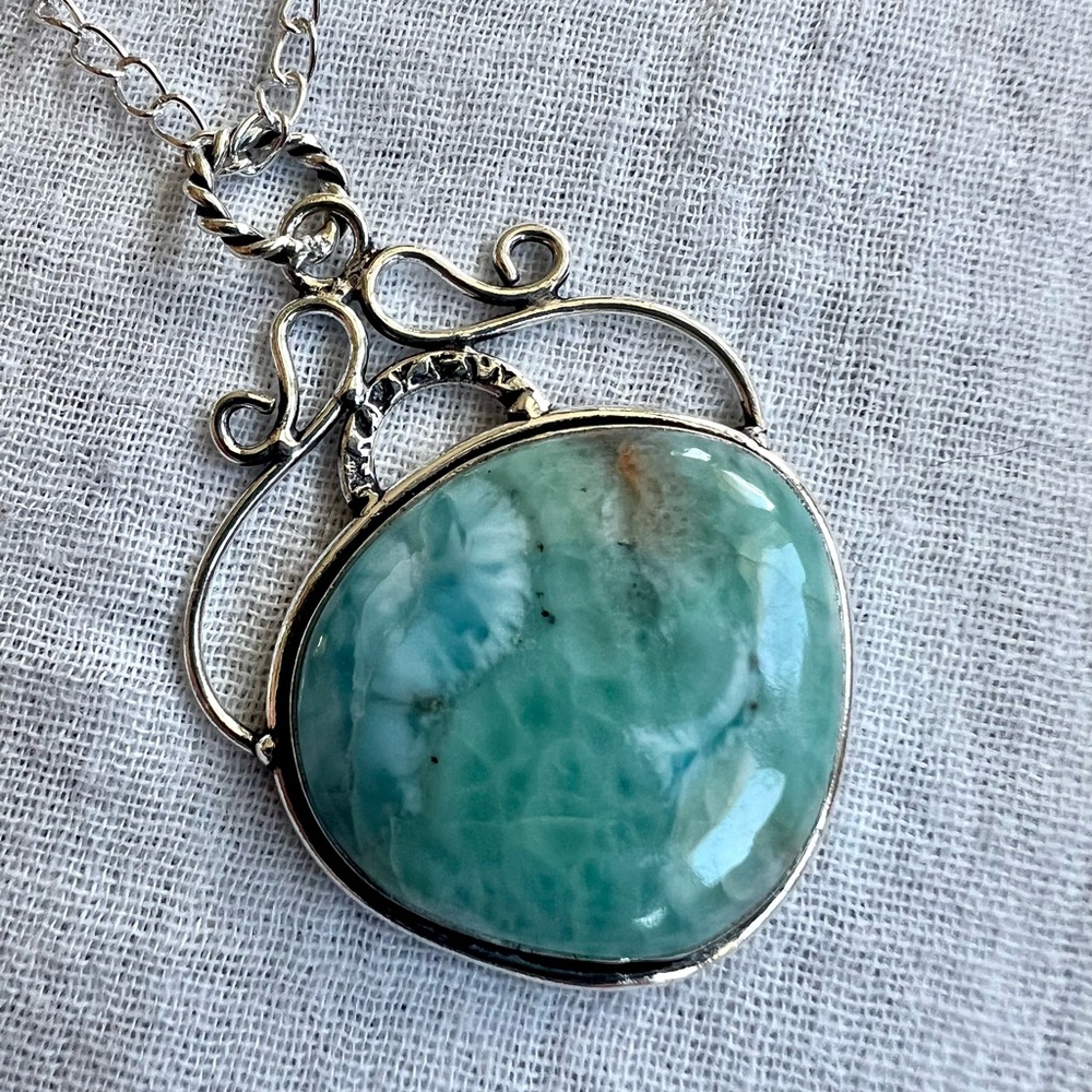 925 Calming Caribbean Larimar Ornate Pendant Necklace - Picture 4 of 8